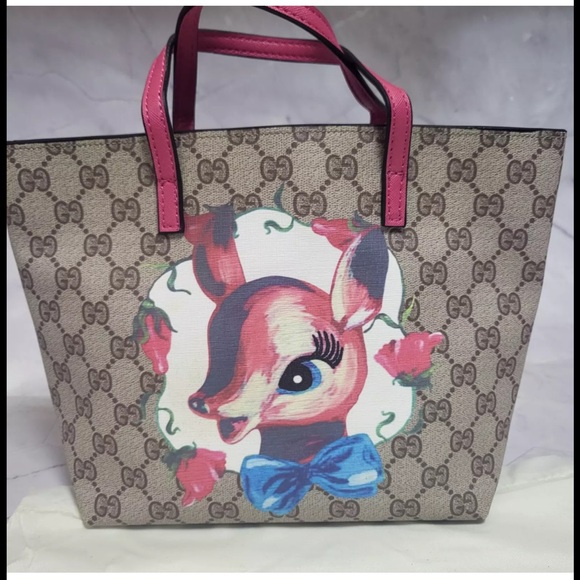 Gucci Handbags - Gucci fawn tote NEW without tags